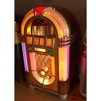 1946 Wurlitzer 1015 Jukebox