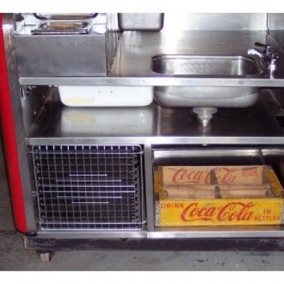 1954 Victor Kooler Grill