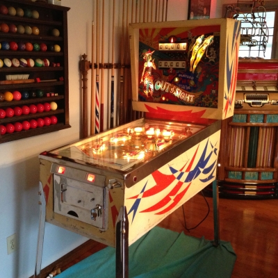 Gottlieb Out Of Sight Pinball Machine - Great 1974 Two Player Game