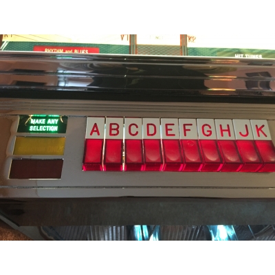 SEEBURG 201 JUKEBOX (1957) - SJ-201