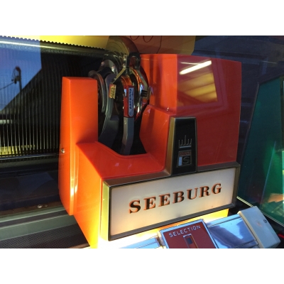 SEEBURG KD-200 JUKEBOX (1957) - SJ-KD