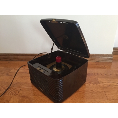 RCA Victor 45EY-3 45 RPM Record Changer - 45EY3